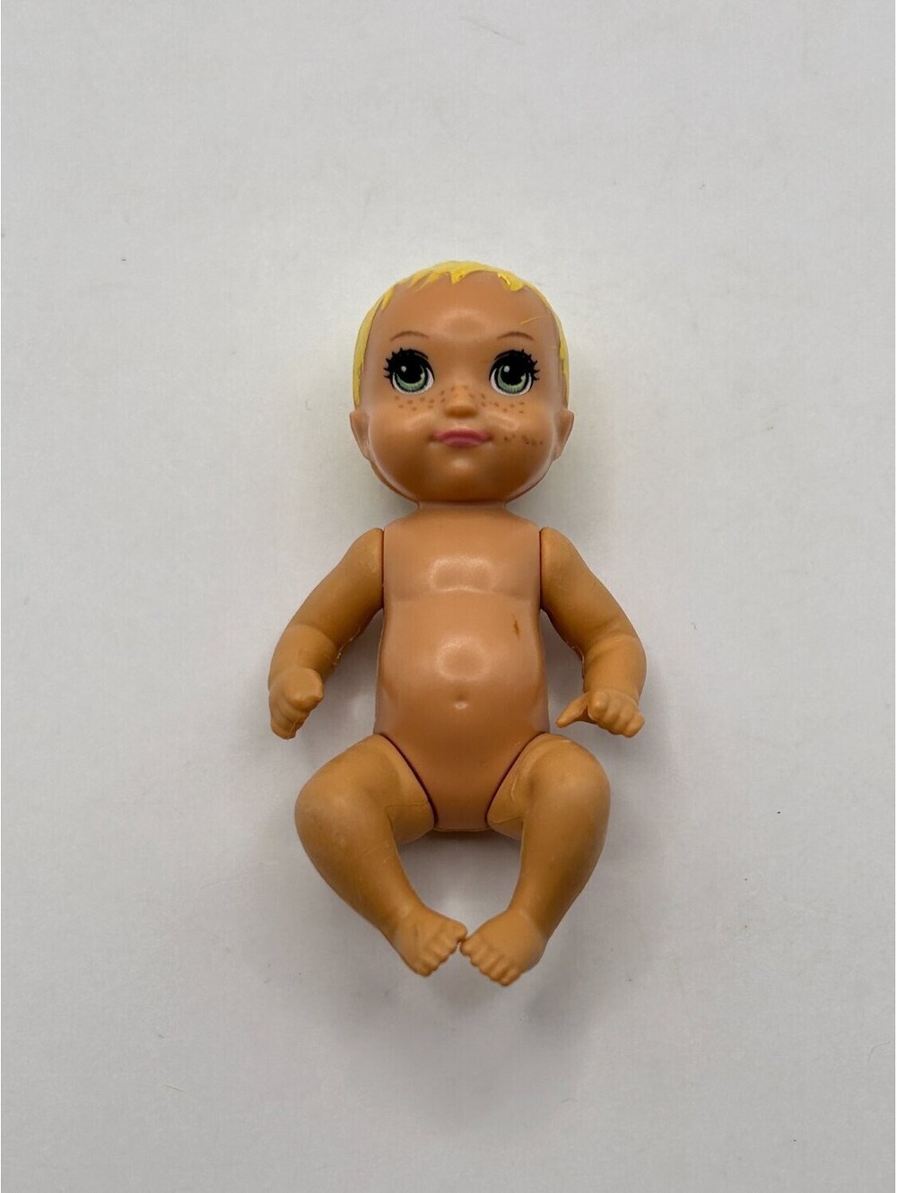 Mattel Barbie Skipper Babysitters Inc Mini Baby Doll Blonde Freckles 7cm